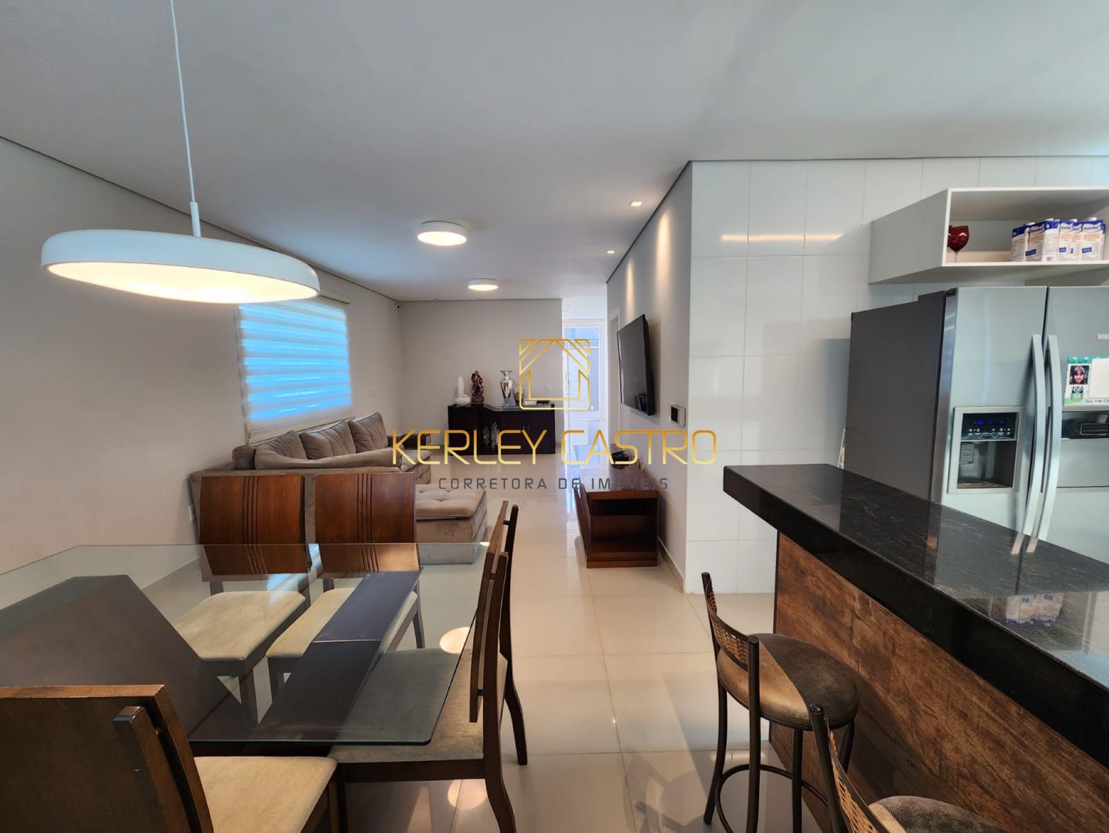 VENDO LINDA CASA DE ALTO PADRÃO  NO FLÓRIDA